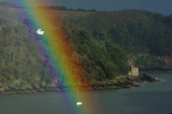 15 March 2020 - 16-26-06 
Yes, yet another rainbow. Rather vivid it was at the end.
--------------
Rainbow over river Dart